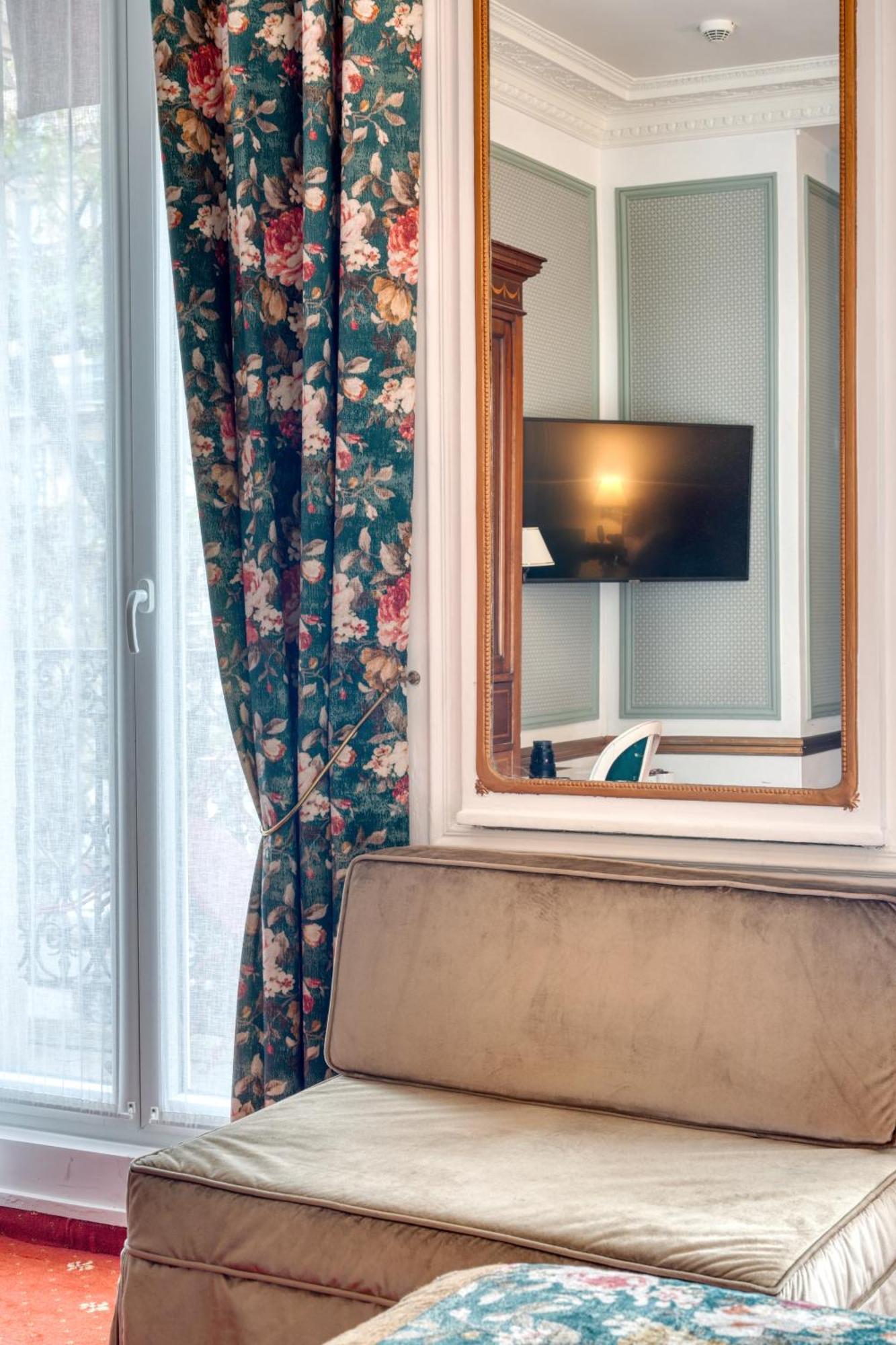 Belfast Hotel Paris Room photo