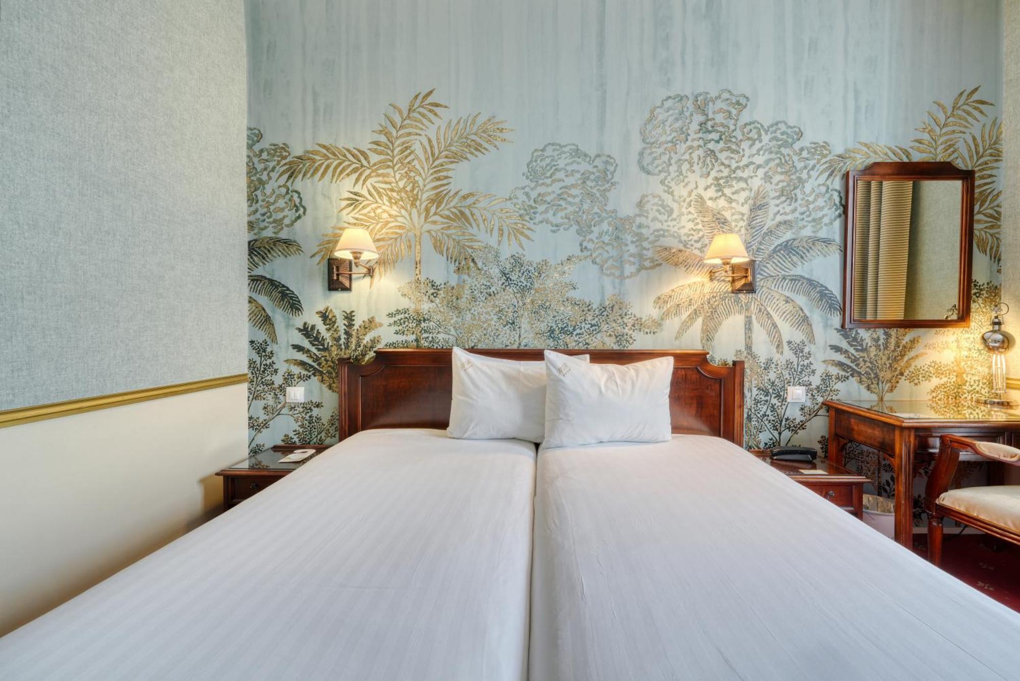 Belfast Hotel Paris Room photo